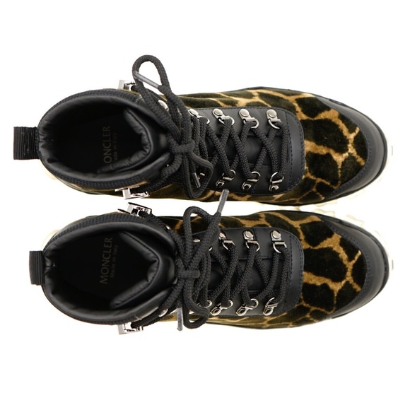 Moncler Helis Hiking Snow Boots Animal Print Size 7 New - Picture 6 of 10
